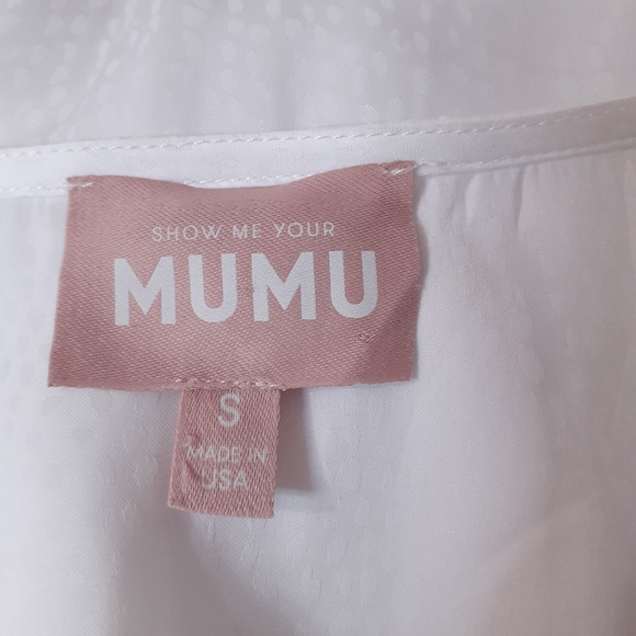 Show me your MuMu Virginia mini flowy ruffle dress w/ speckled dots in white - Picture 9 of 12